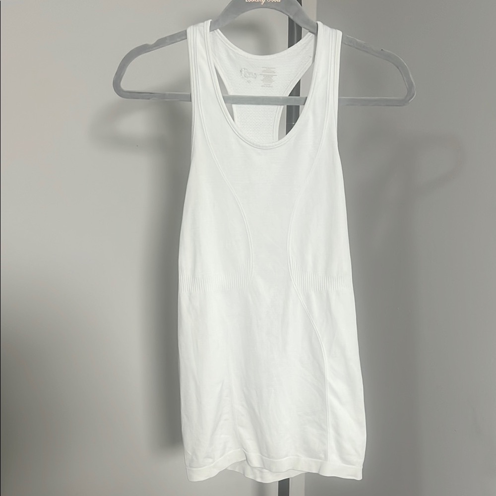 ZYIA White Tank Top Classic Sleeveless Design